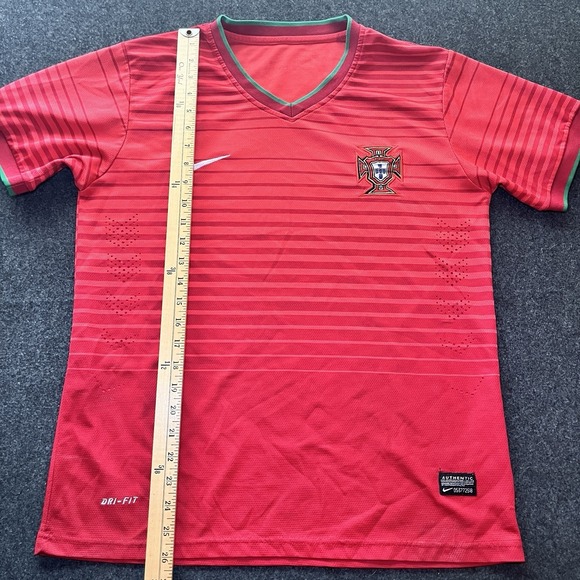 Nike Portugal 2014-2015 Home Football Shirt Soccer Jersey Red Men's Size S - Picture 6 of 6